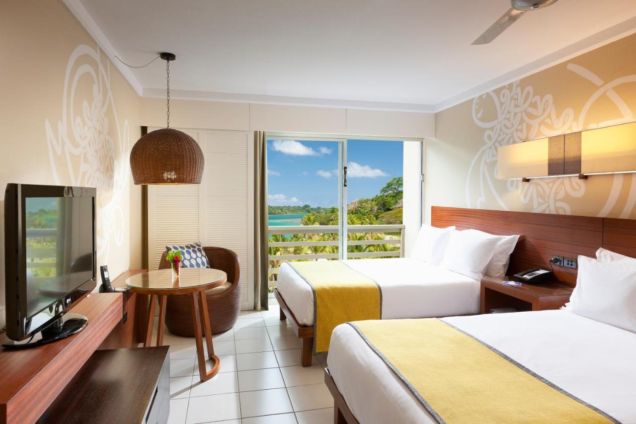 Holiday Inn Resort Vanuatu By Ihg Порт-Вила Экстерьер фото