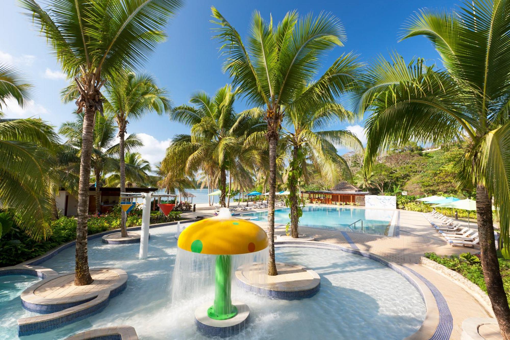Holiday Inn Resort Vanuatu By Ihg Порт-Вила Экстерьер фото