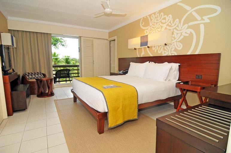 Holiday Inn Resort Vanuatu By Ihg Порт-Вила Экстерьер фото