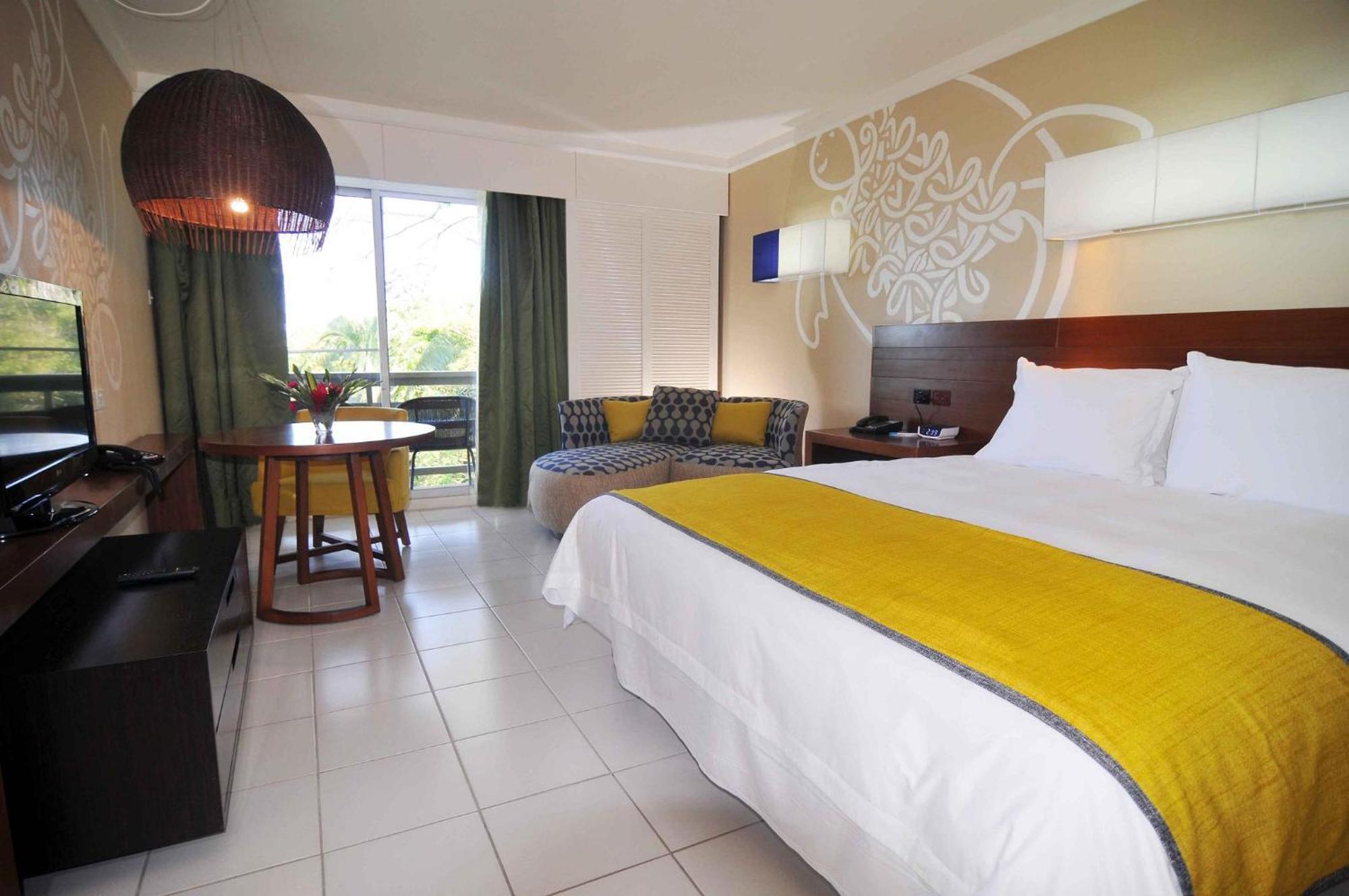 Holiday Inn Resort Vanuatu By Ihg Порт-Вила Экстерьер фото